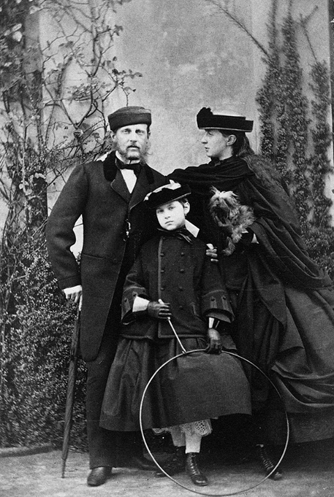Ольга Константиновна со своими родителями. 1861г.