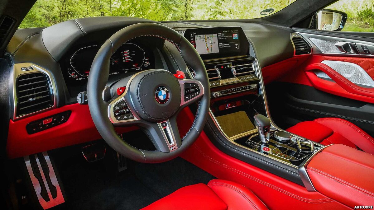 BMW m8 Competition салон