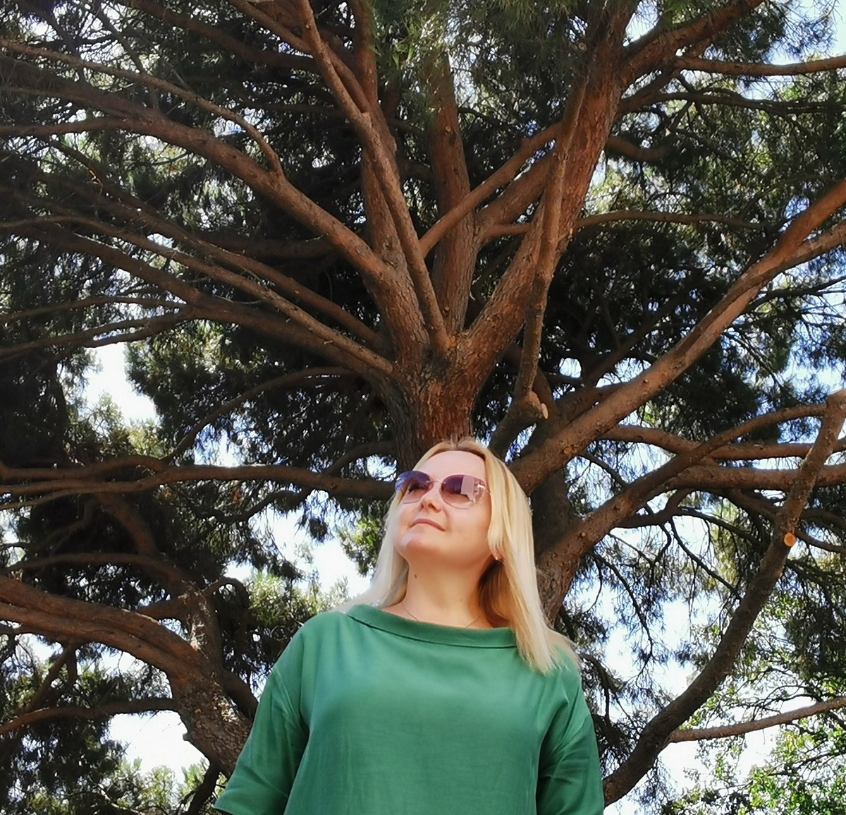 Писатель Жанна Швыдкая. Никитский ботанический сад, Крым 2020