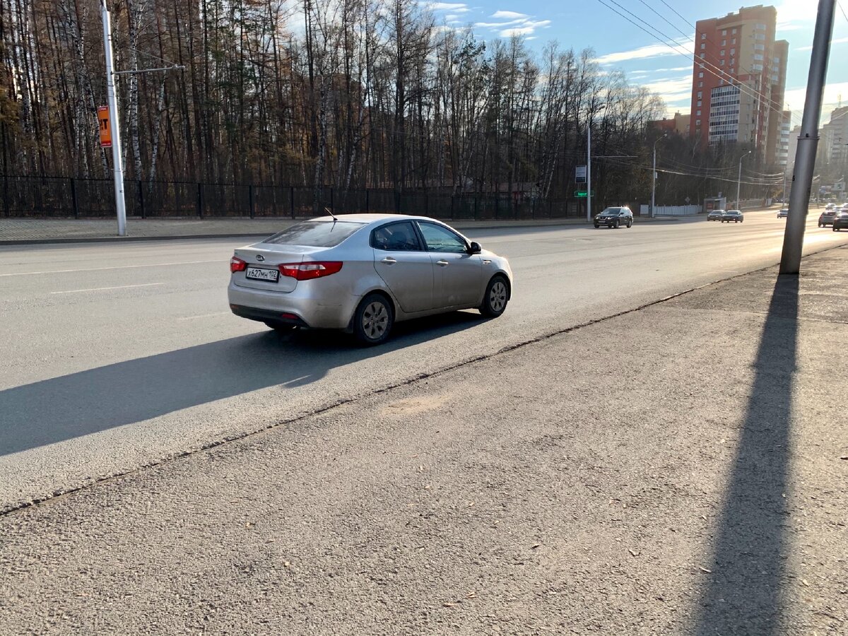 даже машина отбрасывает тень и не всегда приятную