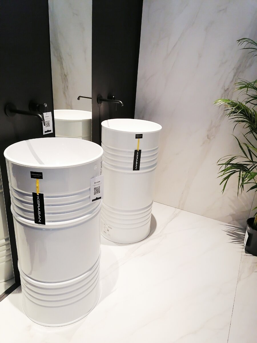 Фото с выставки Batimat.