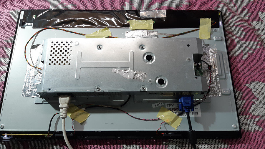 Philips 243V5L изнутри