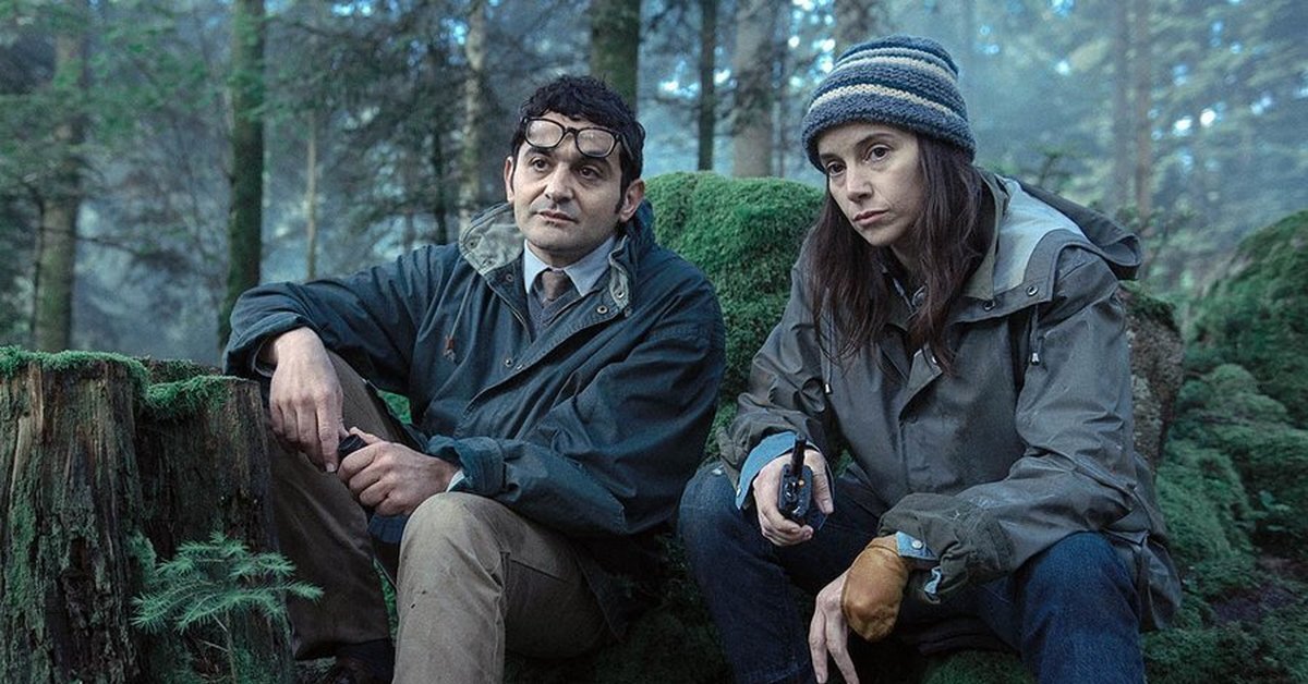 Семья сериал 1 сезон. Сериал семейный детектив 1 сезон 1 серия. Семейная тайна фильм 2018. Почти семейный детектив мини-сериал, 2019. Семейные тайны сериал 2021–2022.