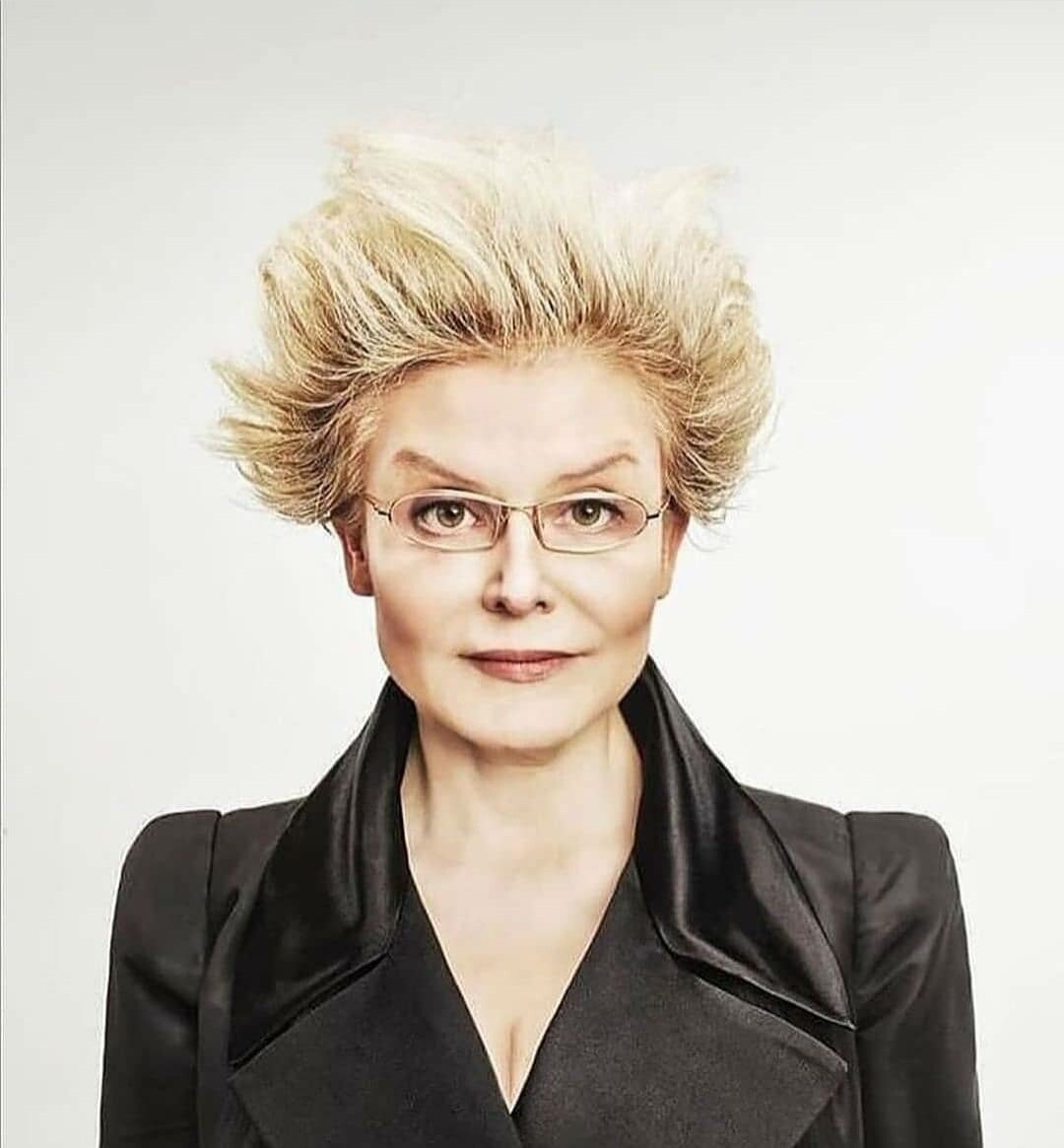 Елена Малышева 