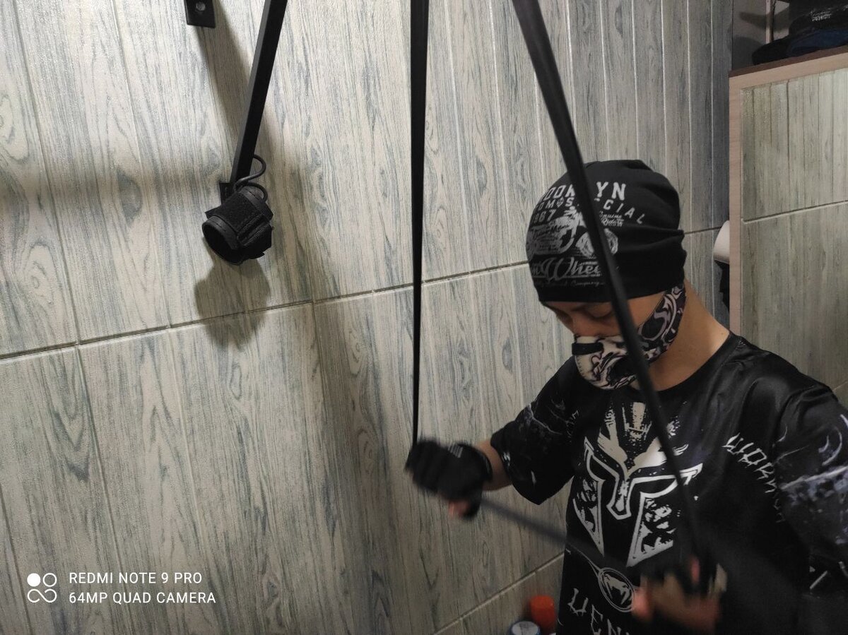 Можно использовать и одну.