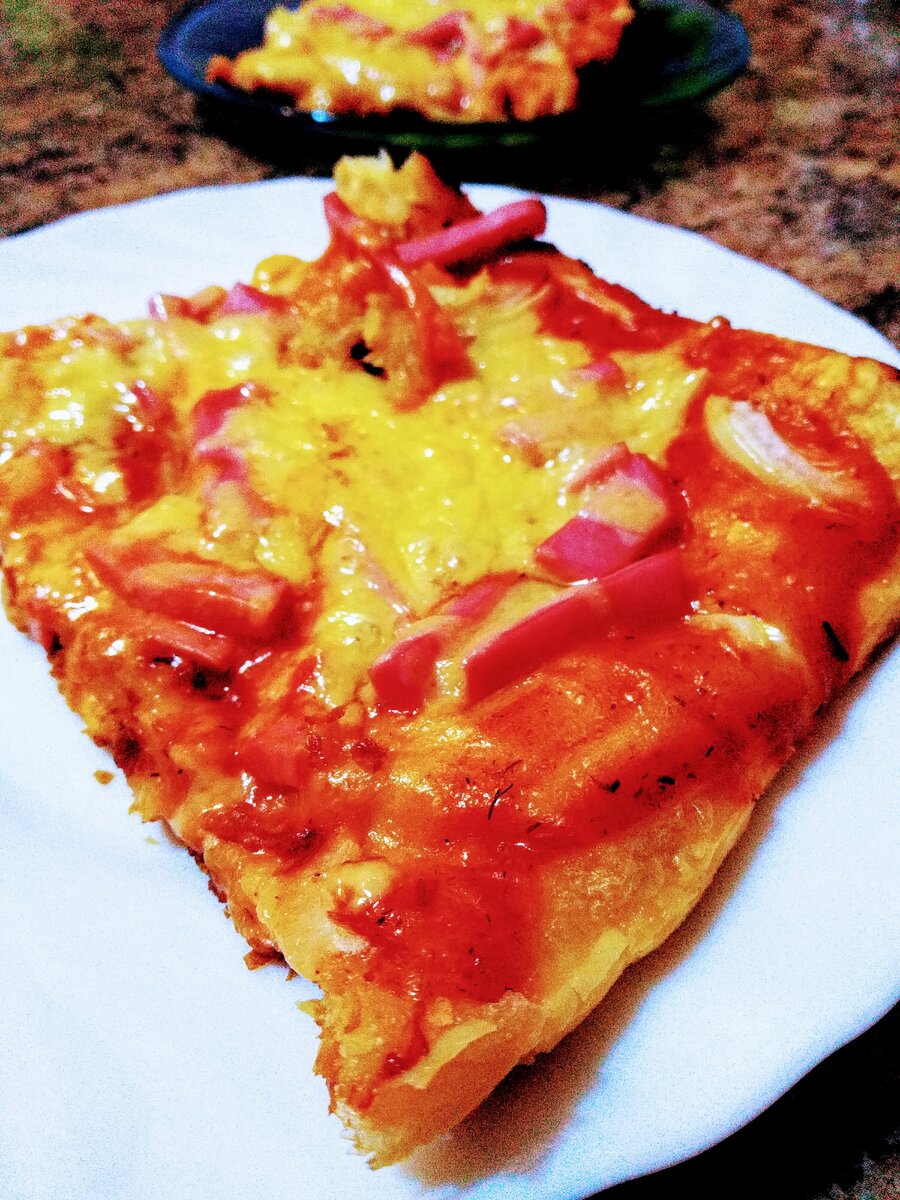 Теперь буду употреблять дома свою пиццу