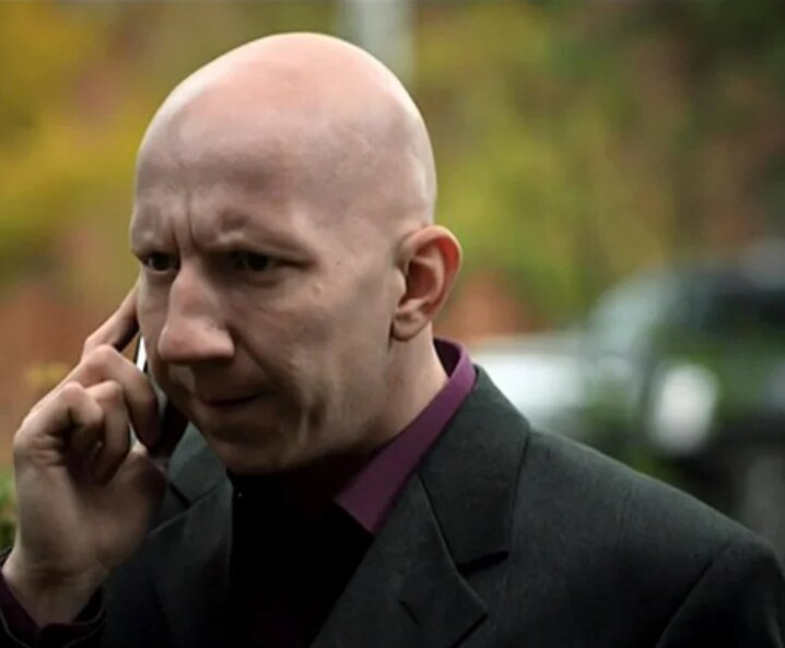 Кадр из телесериала "Балабол"