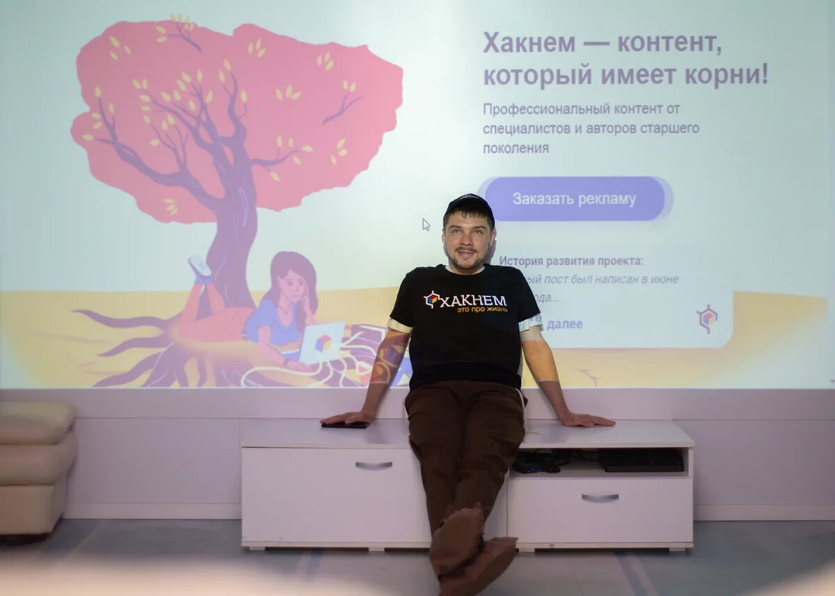 Исраэль Суворов основатель медиагруппы «Хакнем»; Исраэль Суворов 