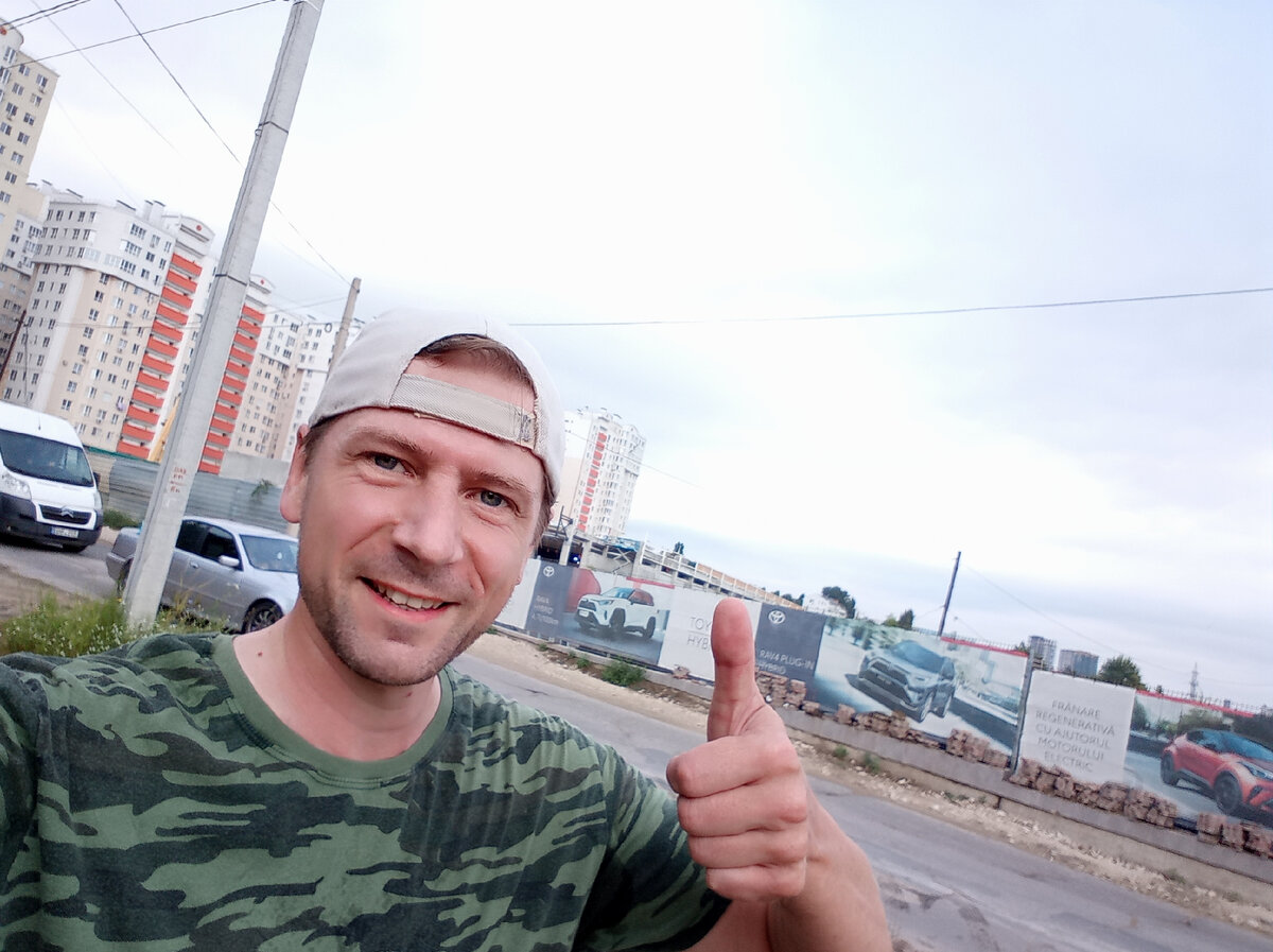 Кишинев. Куда ни бегу - везде что-то строят. :) Сектор "Ботаника". 
