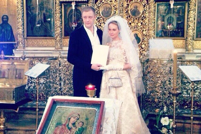Актриса полина невзорова биография личная жизнь Вышла замуж за актёра и родила ему 5-х детей: как сложилась жизнь актрисы Полины