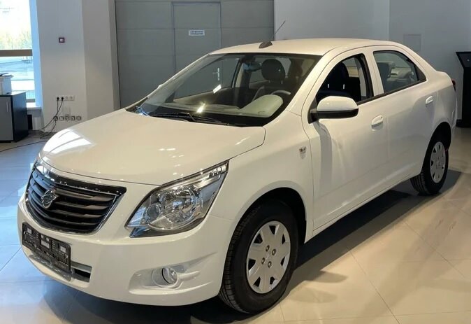 Вот так выглядит Равон за 1 049 000 рублей. (Фотографии с Auto.ru)