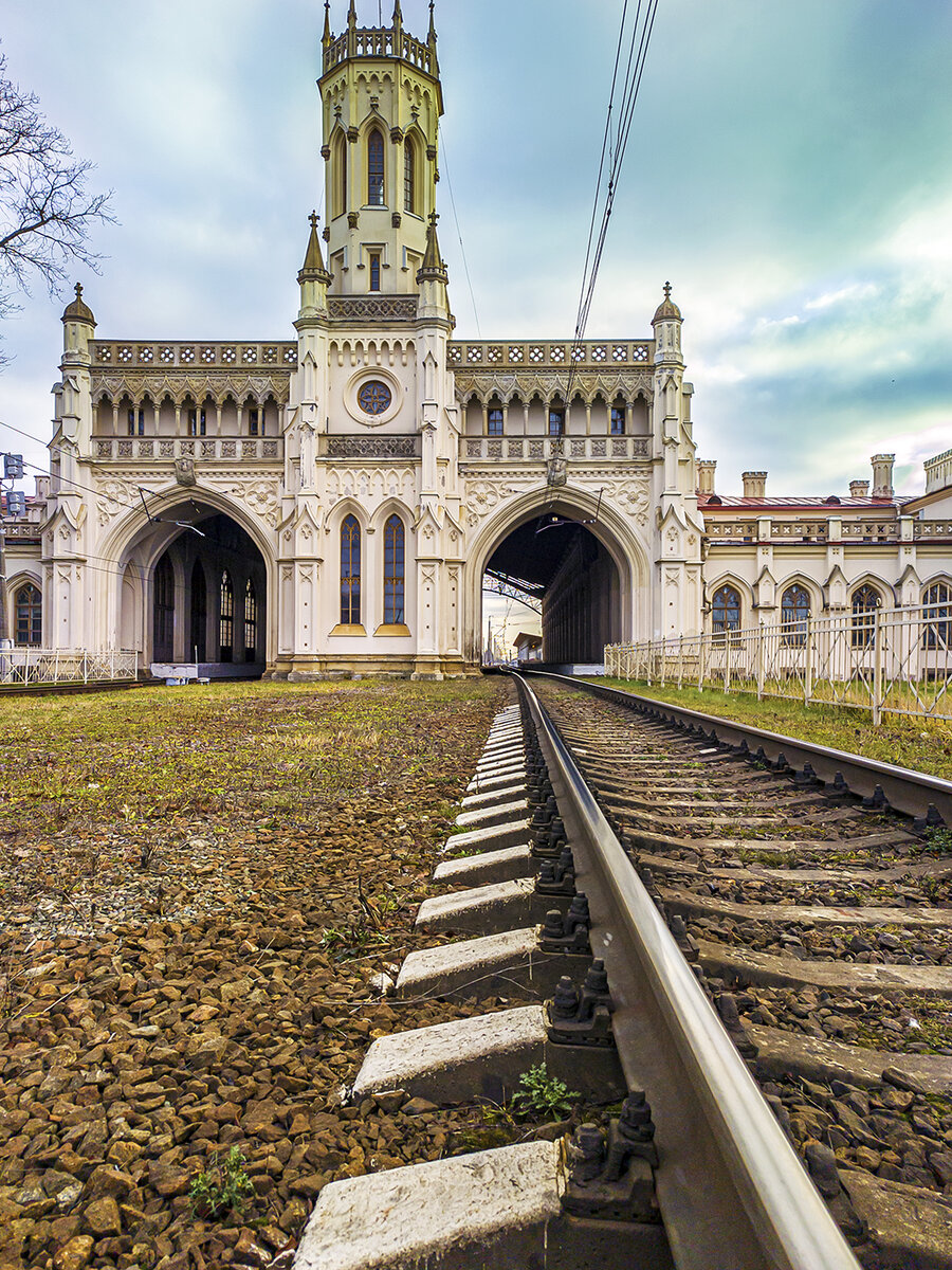 Вокзал старый петергоф фото