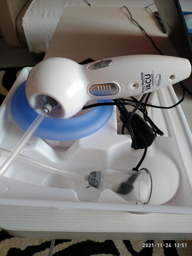 Недавно вернулись из санатория. И там очень понравился вакуумный массаж. 