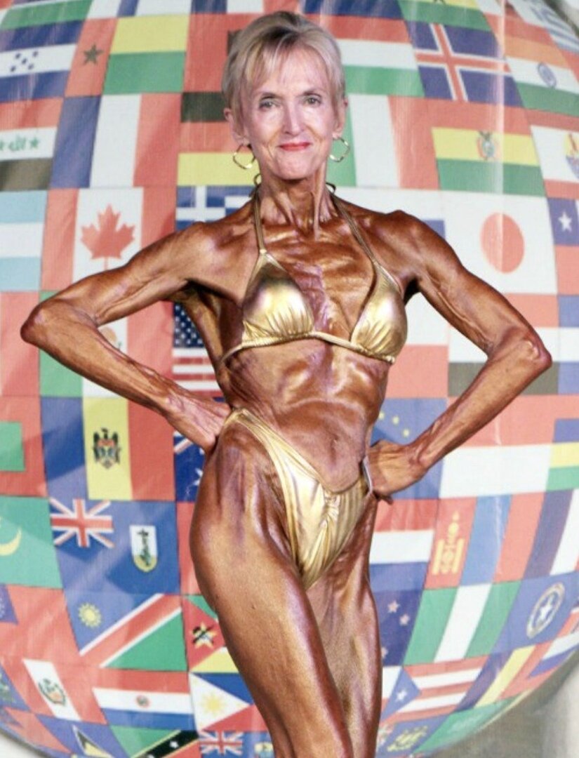 Джейкобс 56 летняя модель. Худенькие пожилые. Винкл элен рут. Худенькие пожилые. Культуристы женщины в старости.