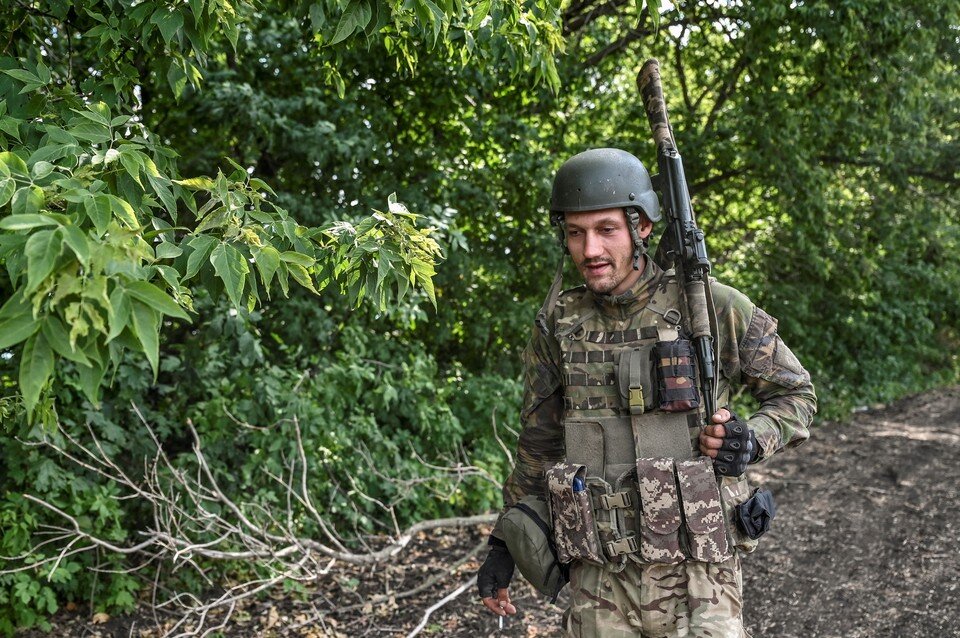    Боец ВСУ на фронте в Запорожской области.  REUTERS