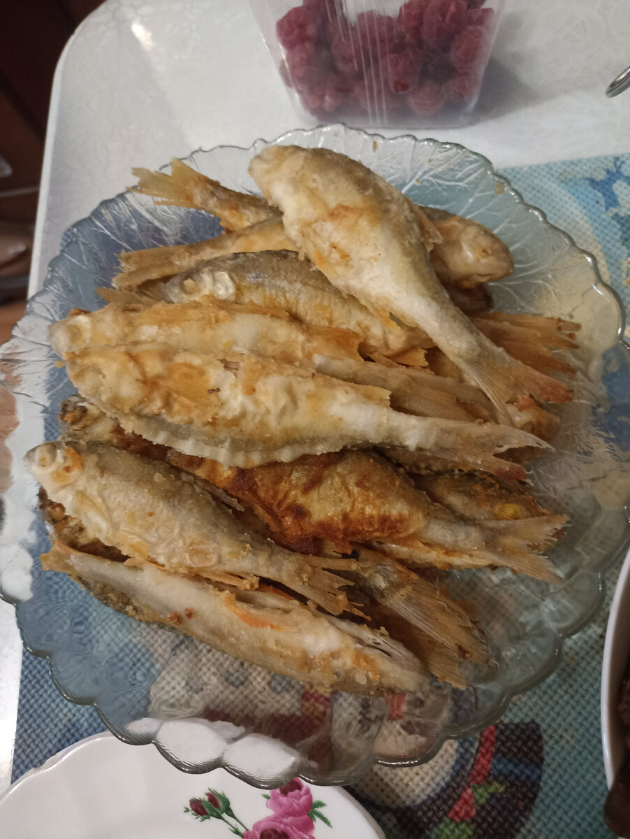 Таким же образом можно приготовить любую речную рыбу.