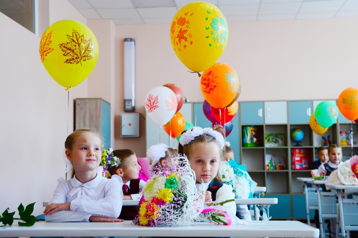    1 сентября - настоящий праздник, к которому готовятся заранее.