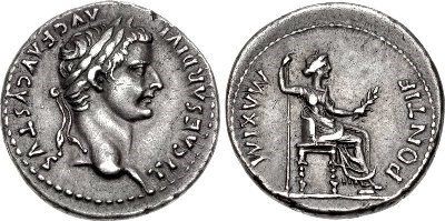 Серебряный денарий Тиберия, на реверсе которого изображена его сидящая мать Ливия. Этот тип монет обычно называют «Даньским пенни», так как считается, что именно эту монету показали Иисусу, когда он произнес свою знаменитую речь «Вернуть кесарю…»