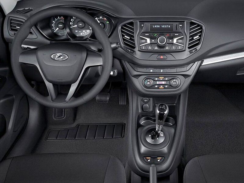Lada Vesta с роботом АМТ