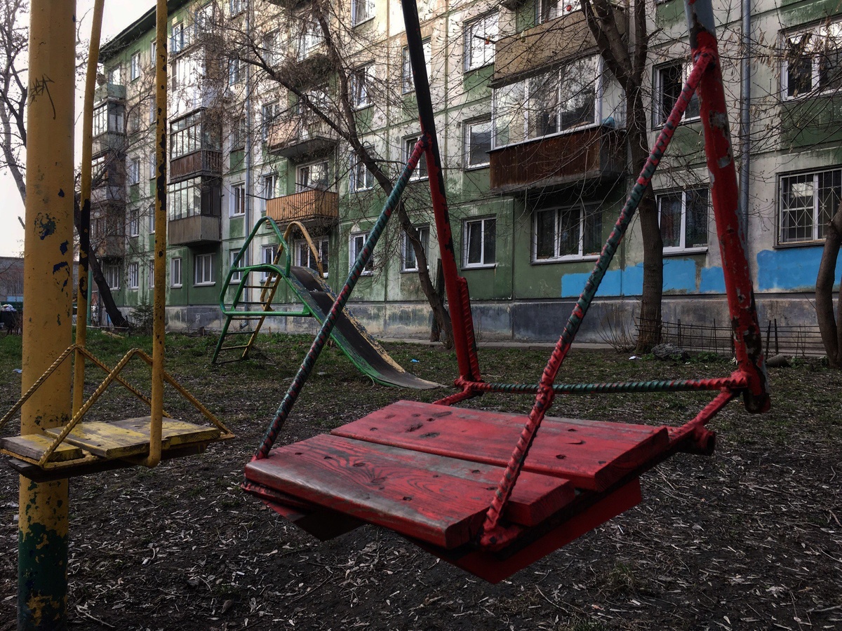 Дворик, как ни странно, в Центральном районе города.