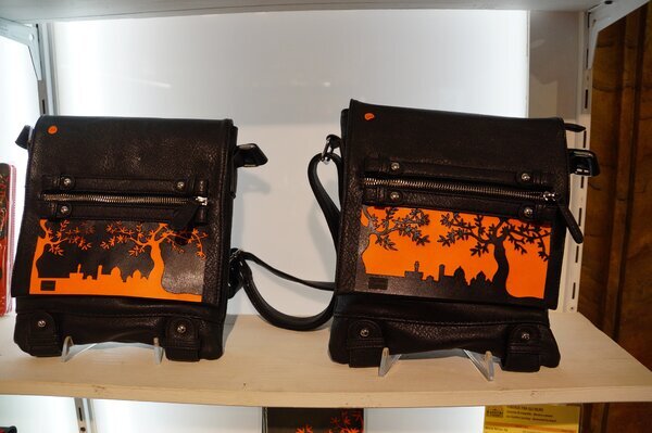 Сумка в одном из магазинов Флоренции.