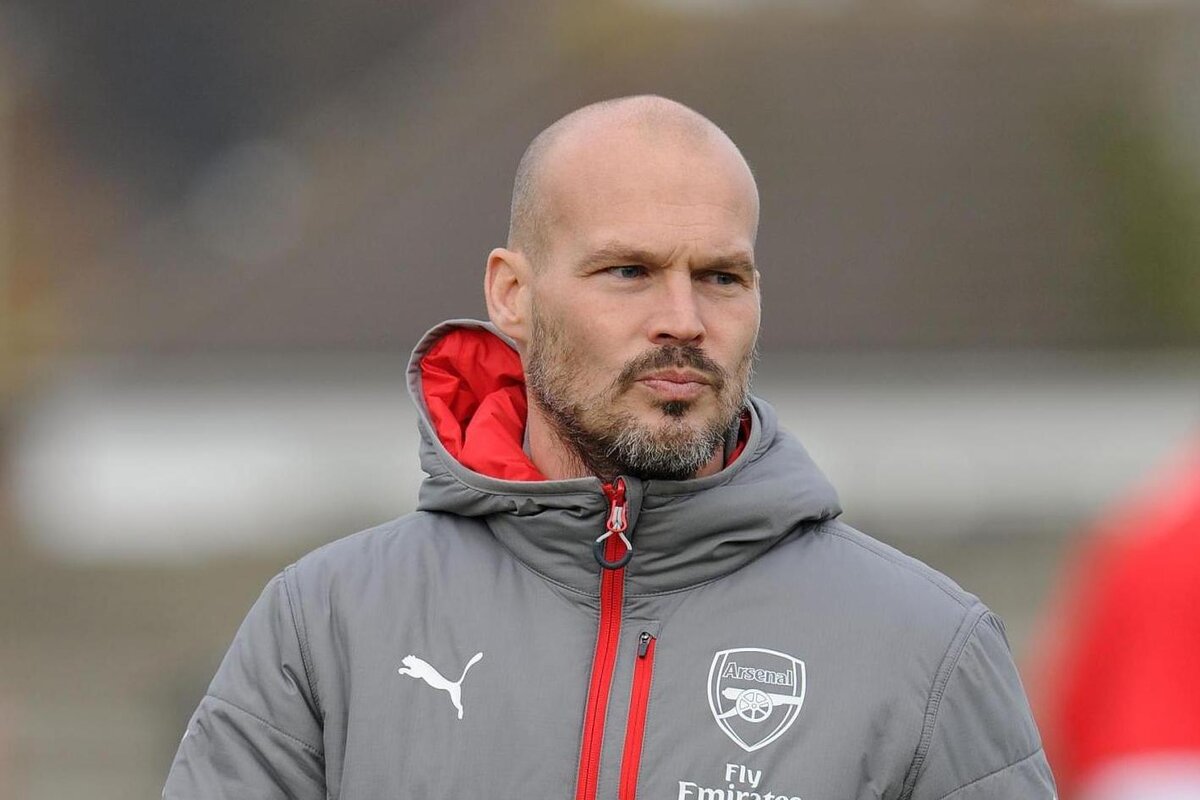 Tommy Ljungberg РїРµРІРµС†