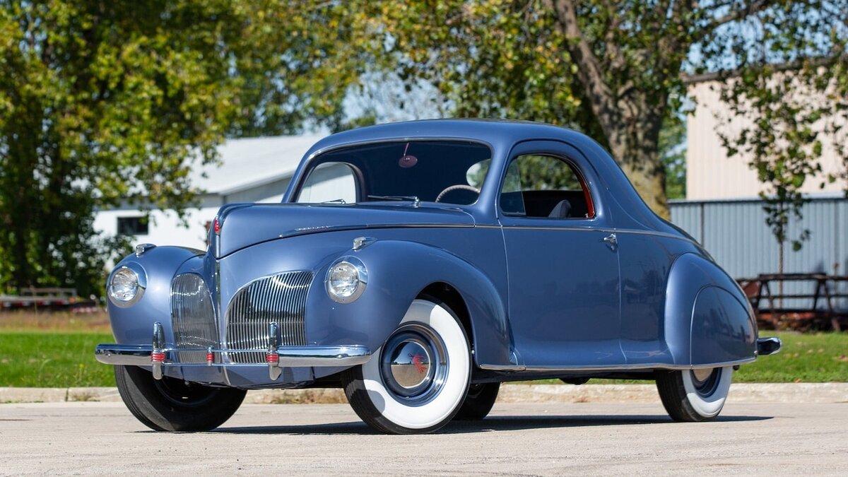 1941 LINCOLN ZEPHYR Двигатель 292 CI V12
3-ступенчатая механическая коробка передач
$101,750
