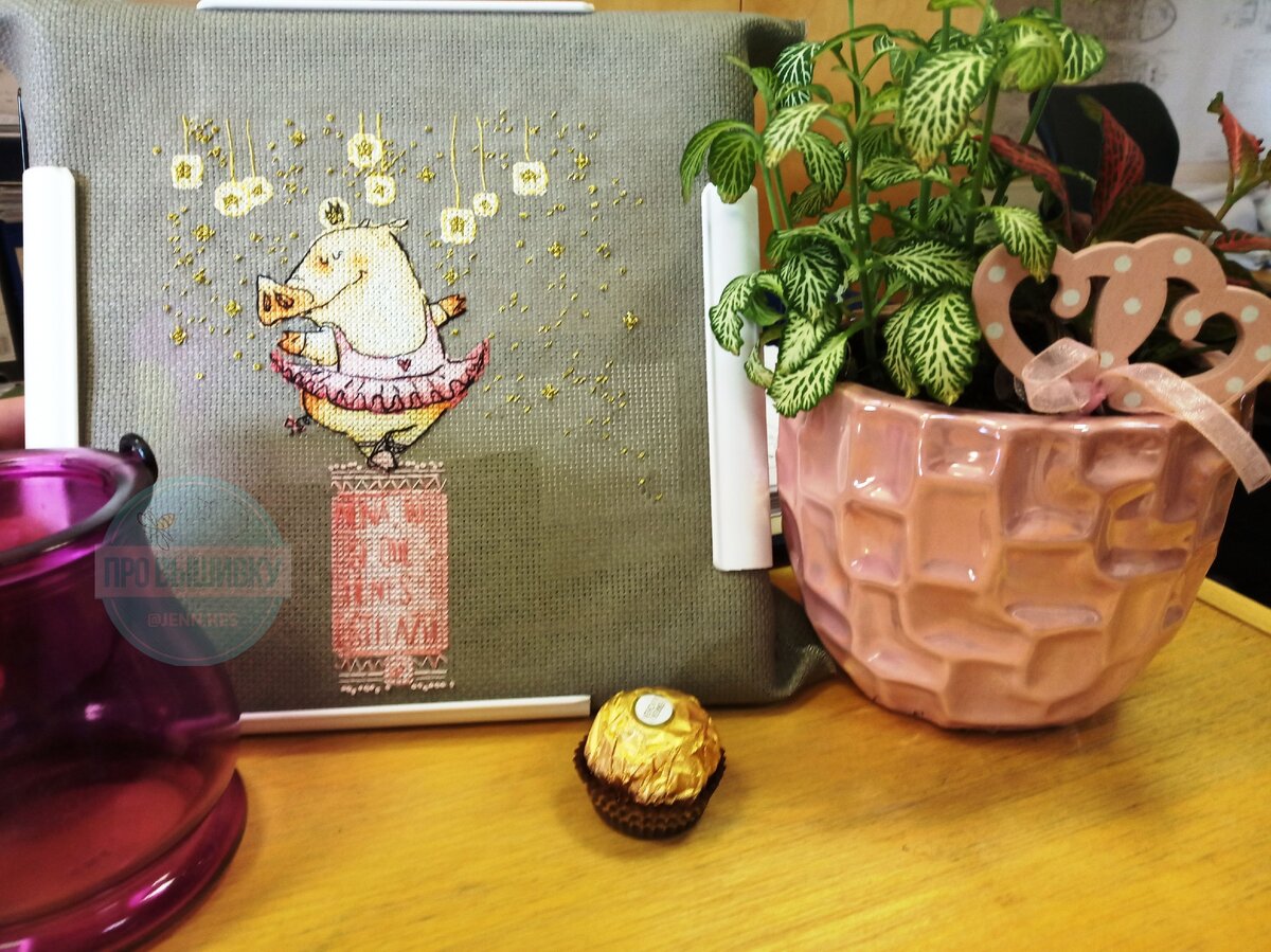 Авторская схема для вышивки крестом "Пуанты" от дизайнера Светланы Немирицкой