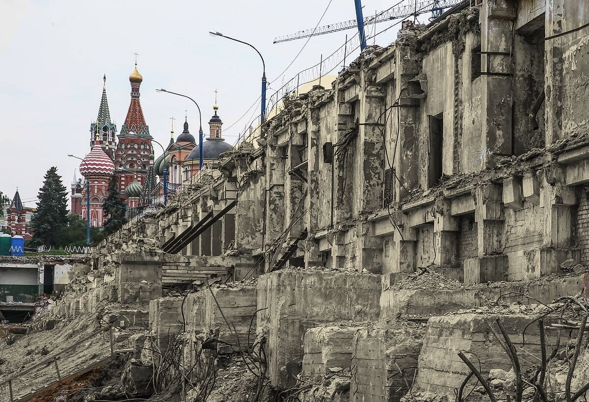 Фото кремль под землей