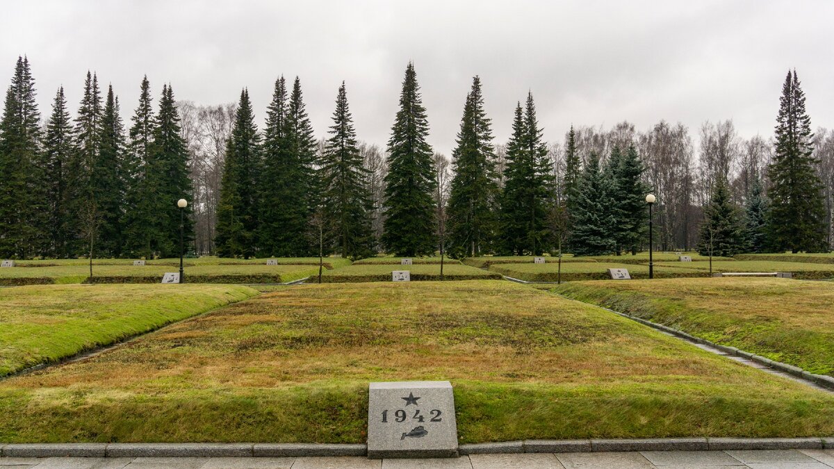 Пискарёвское мемориальное кладбище Братские могилы