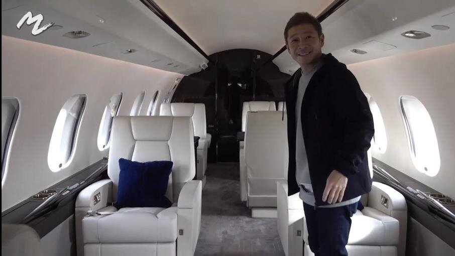 Фото: Yusaku Maezawa (MZ) 前澤友作 / Twitter.com