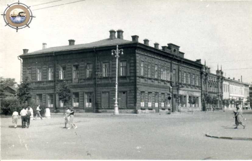 Школа № 28, 1961 год. Источник: pastvu.com