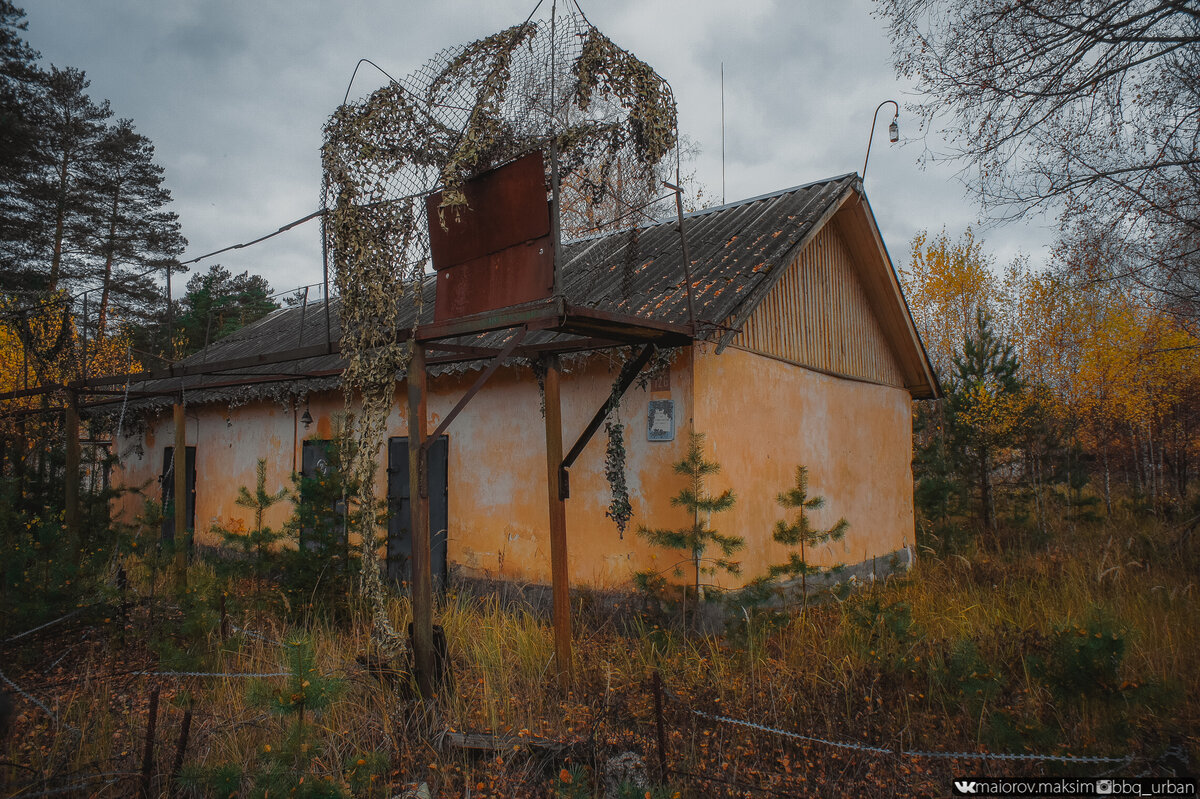 Вернулся спустя два года в военный городок. Полная разруха, украли даже «Ракеты С-25 Беркут»!