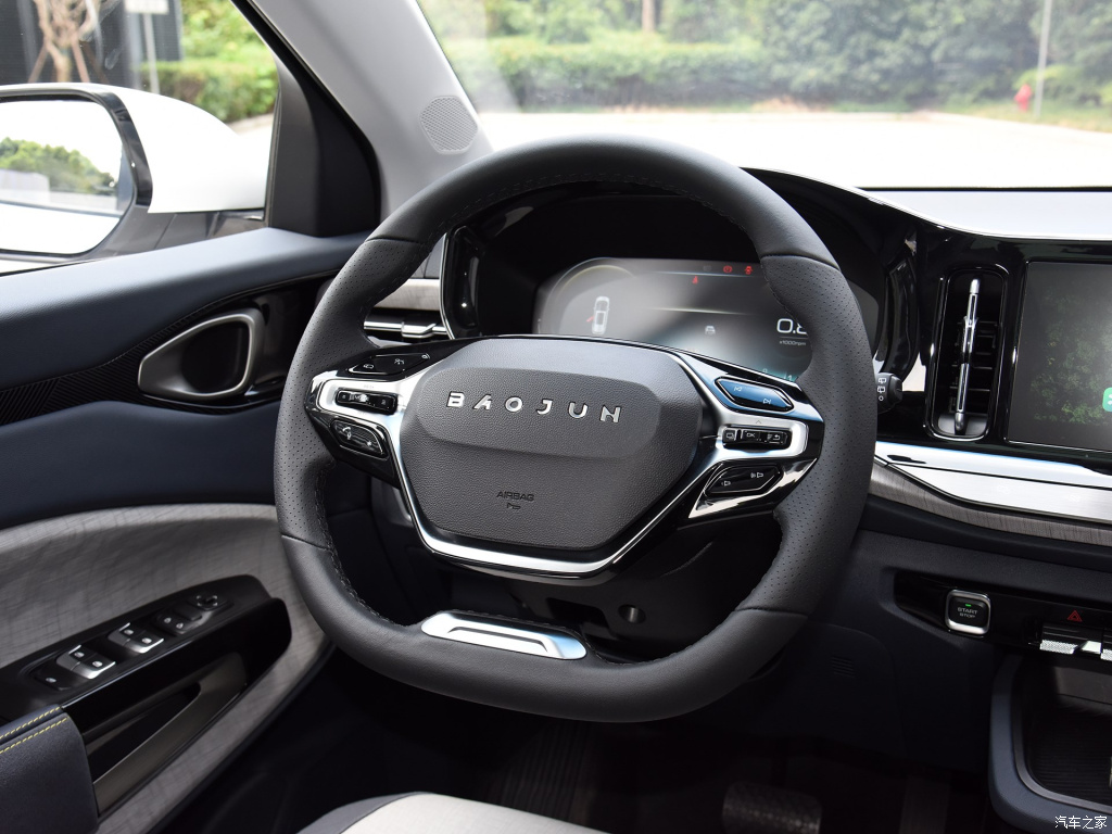 Фото с портала car.autohome.com.cn