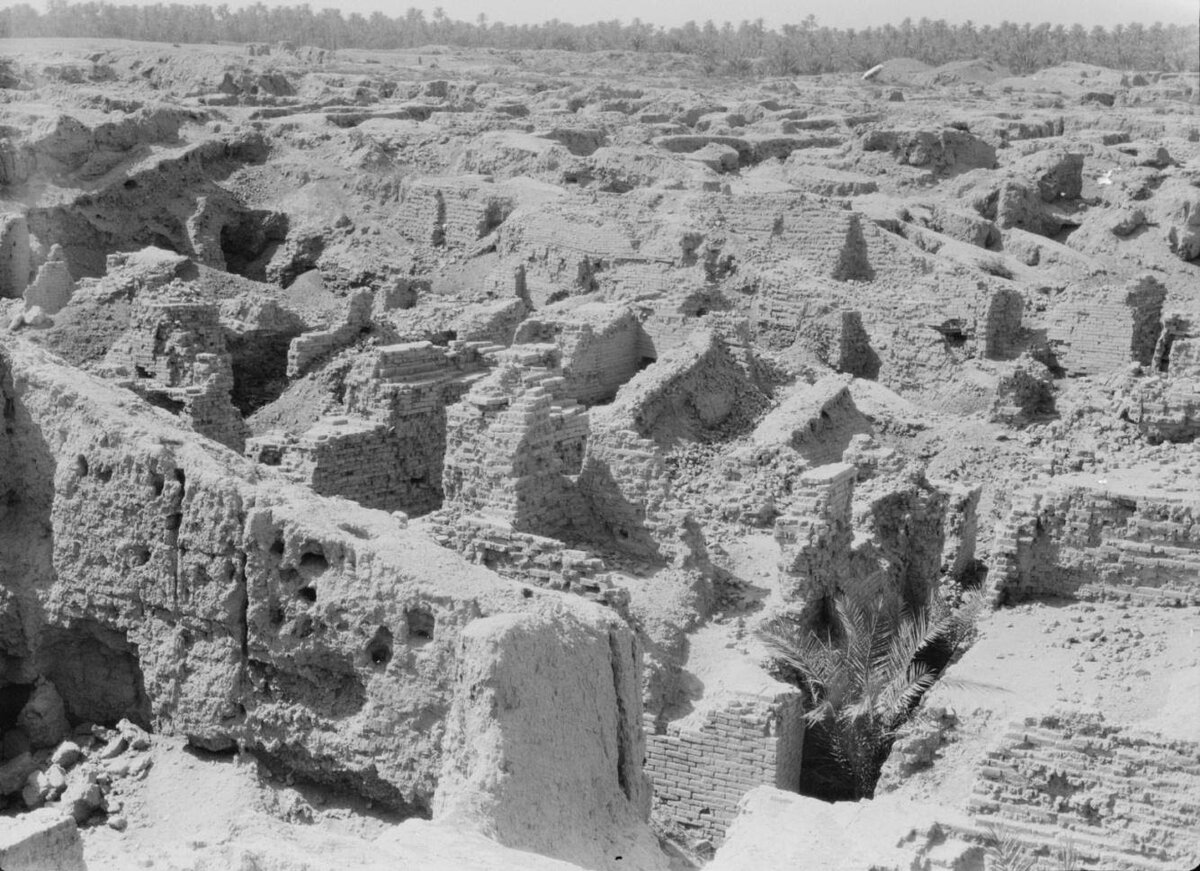 Руины Вавилона, раскопанные экспедицией Кольдевея, 1913 г.