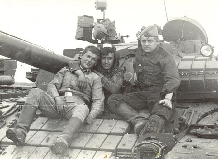 22-х летний Буданов на военном полигоне в СА
