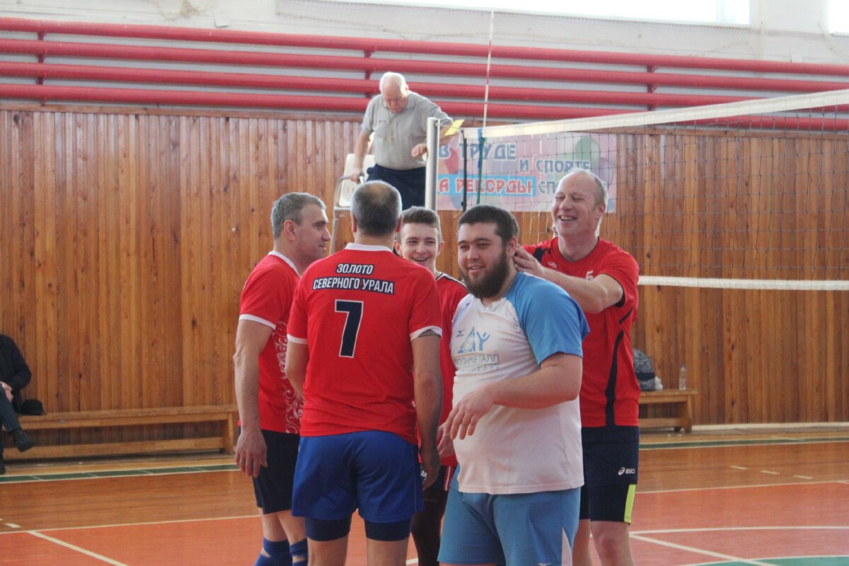 Золотодобытчики по ходу турнира не потерпели ни одного поражения, одержав победы во всех девяти встречах.