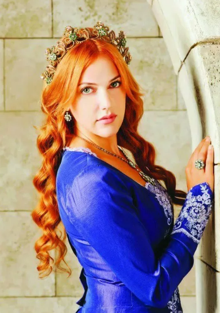 мерьем узерли (хюррем)