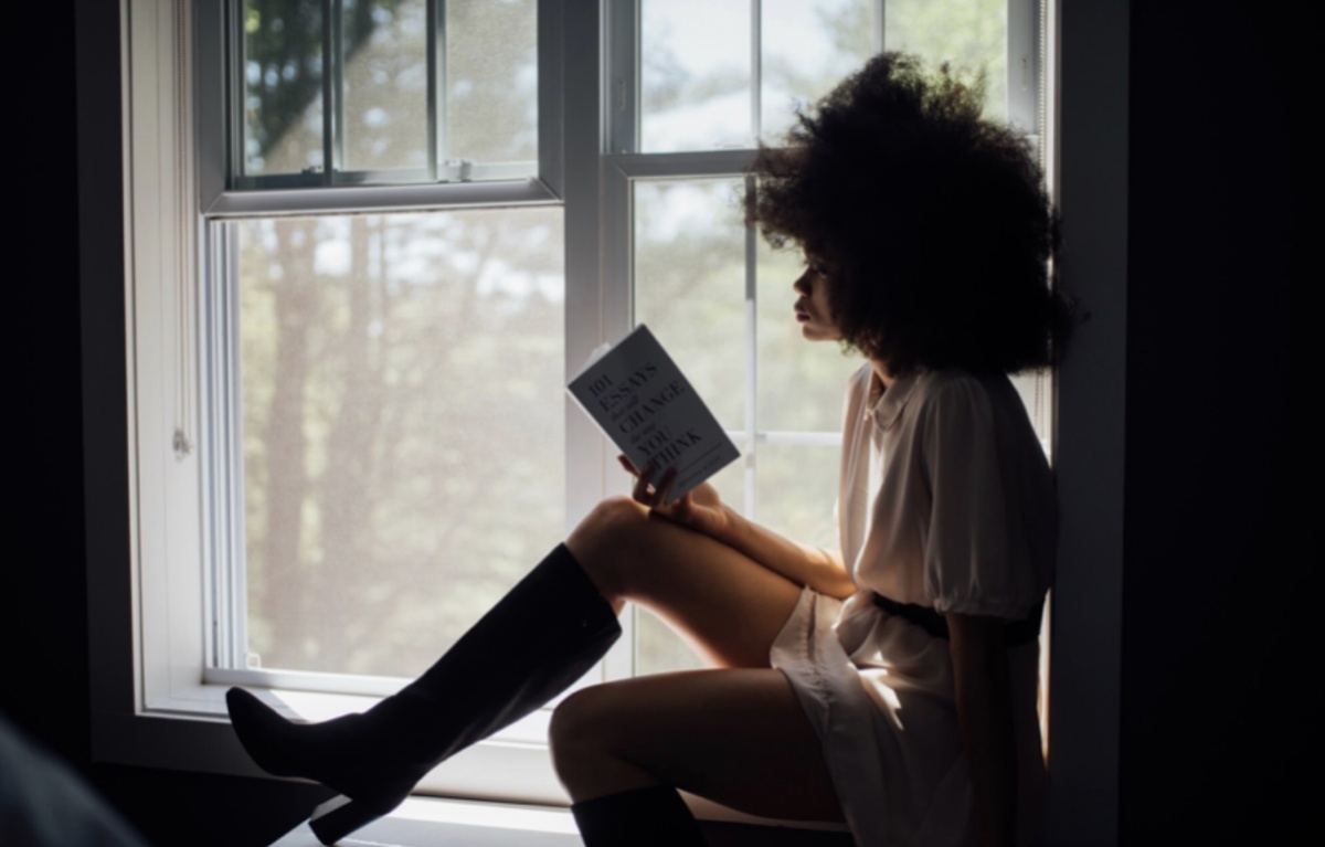 https://images.unsplash.com/photo-1527963841590-34ea3172750d?ixlib=rb-1.2.1&q=80&fm=jpg&crop=entropy&cs=tinysrgb&dl=thought-catalog-IcUbKfIuQ70-unsplash.jpg