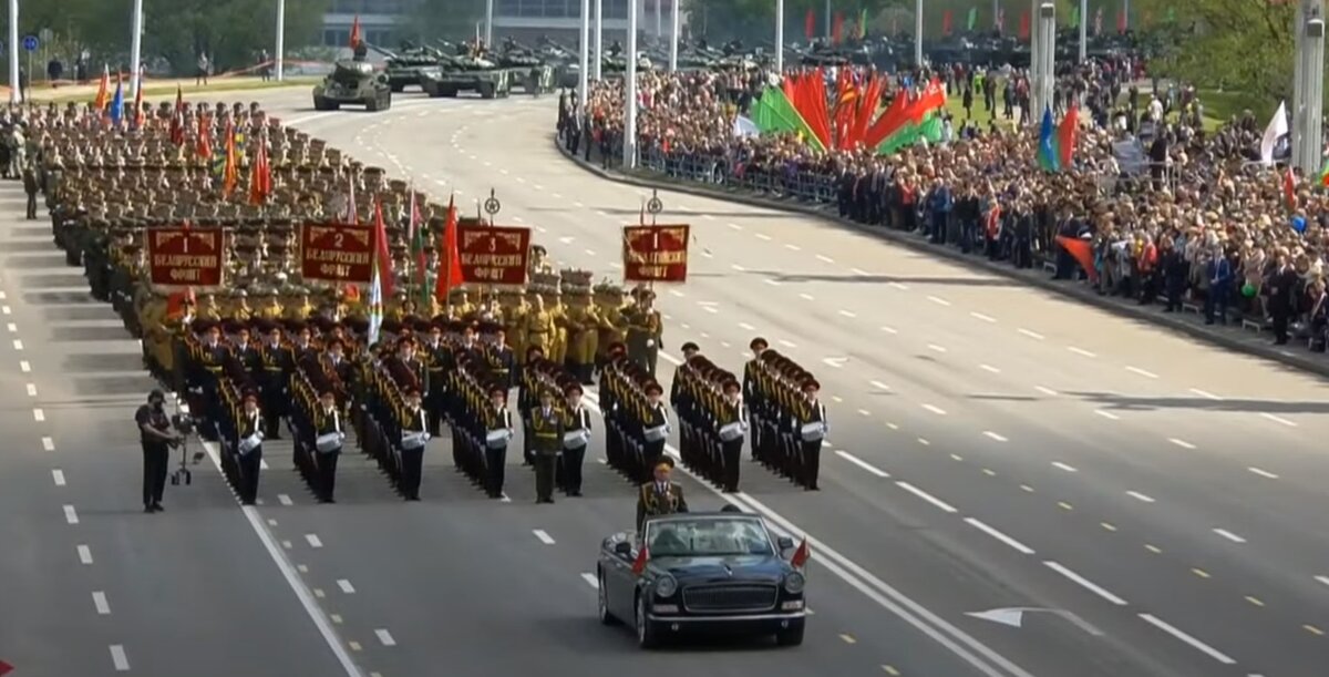 Фото Яндекс Картинки.     Празднование Дня Победы в Белоруссии.