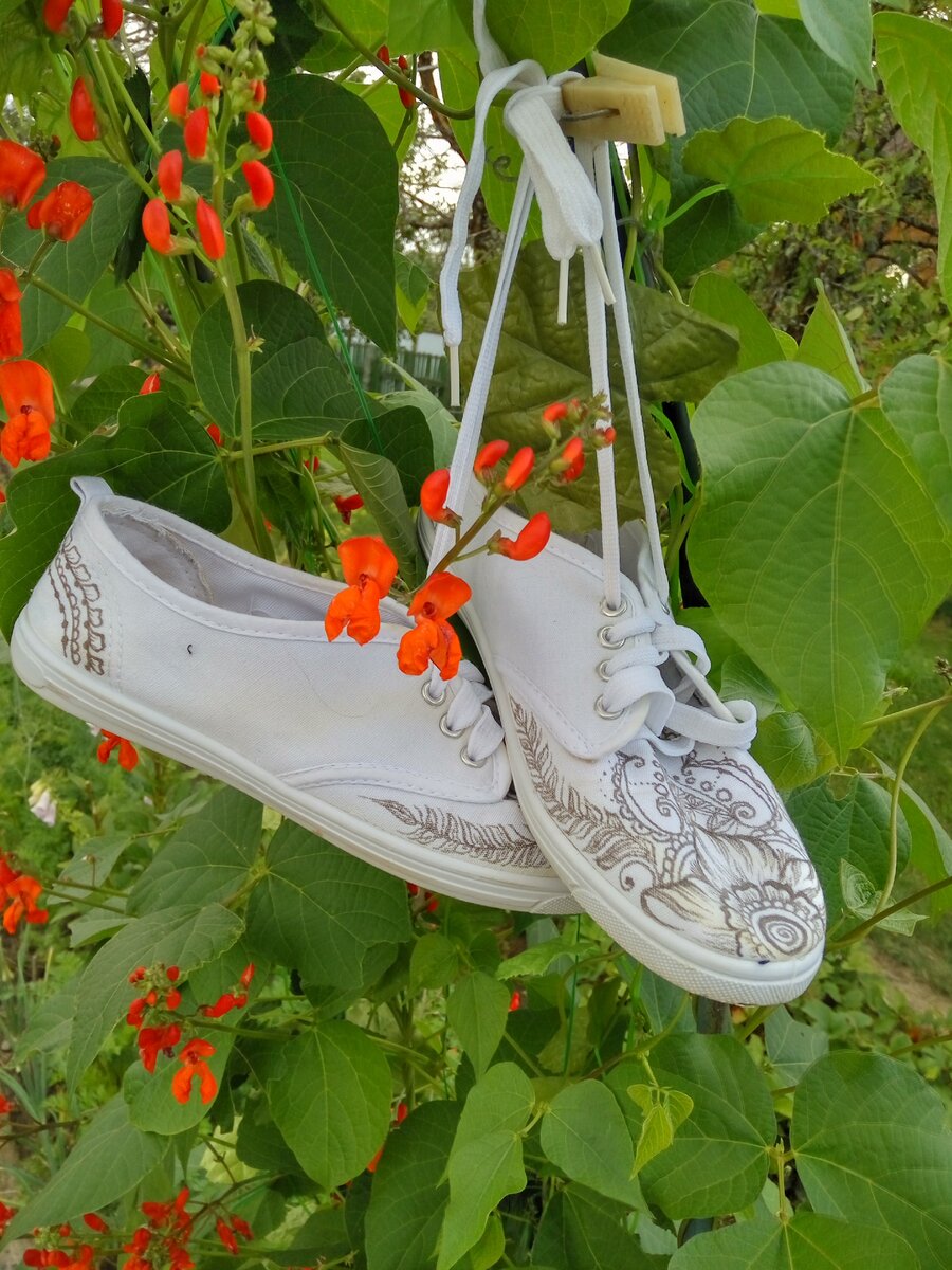 Кеды с росписью для мамы