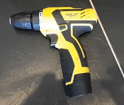 Шуруповерт MOLOT MBD 1213 Li