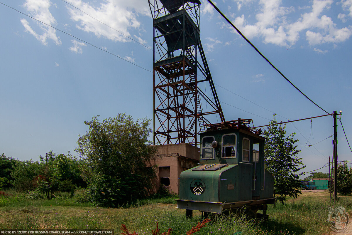 Заброшенный рудник в городе Алексиначки — это очень красивый, фактурный и интересный с точки зрения истории объект. Говорят, здесь одних самых больших запасов угля во всей Восточной Европе...-2