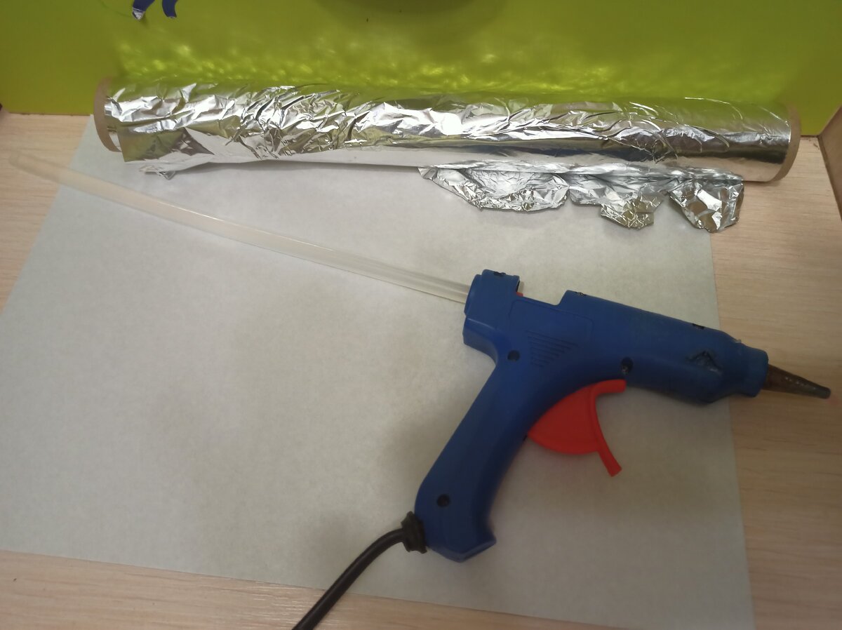 Поделки из фольги, оригинальные елочки своими руками