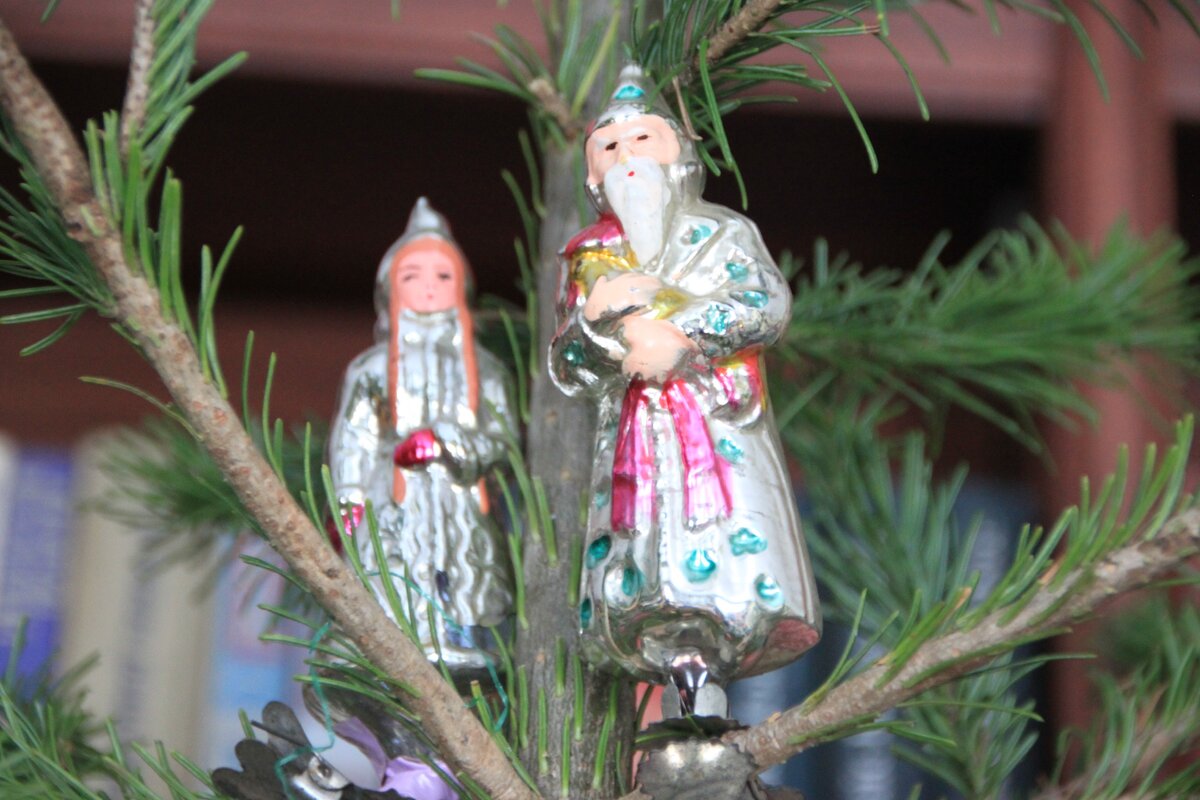 Самые старые игрушки в нашей коллекции