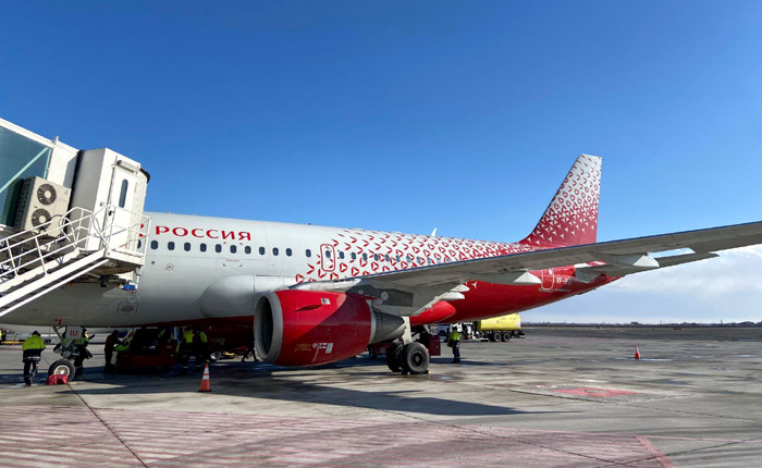 Российский самолет ереванском аэропорту Звартноц. Фото: www.zvartnots.aero