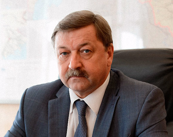 Максим Клявин, президент Российской палаты судоходства , так же поддерживает проект: «На сегодняшний день внутренние водные пути охватывают 60 регионов РФ, а в прибрежных регионах производится 80% ВВП России. Для любого вида транспорта важна инфраструктура, но особенность речного транспорта заключается в том, что практически инфраструктурные ограничения, как мы назваем — узкие места, невозможно объехать. Лишь одно-два узких места приводят к тому, что вся система ориентируется на слабые места. По этой причине грузовладельцы в ряде случаев загружают свои суда на 20-30%. До сих пор внутренние водные пути не финансируются по нормативам, принятым в 2014 году. За последние 30 лет практически не осуществлялись какие-либо капиталовложения в развитие внутреннего водного транспорта. Выгодоприобретателем в вопросе развития внутреннего водного транспорта является в первую очередь государство. Развитие ведет к снижению расходов федерального бюджета на обслуживание грузопотока, снятие нагрузки с наземных видов транспорта, повышение конкурентоспособности и сбалансирование транспортной системы в целом, развитие связности территории, реализация туристического потенциала. Если говорить о мировой практике, в Евросоюзе заключена зеленая сделка, в результате которой  к 2030 году до 75% грузов перевозимых автомобильным транспортом должны быть перевезены водным или железнодорожным транспортом, как наиболее экологичным».