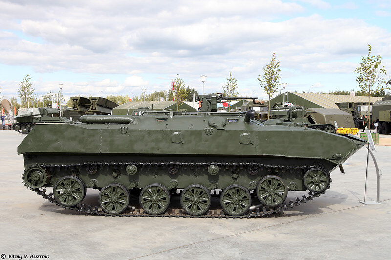 Фото из интернета. Вид сбоку на БТРД.