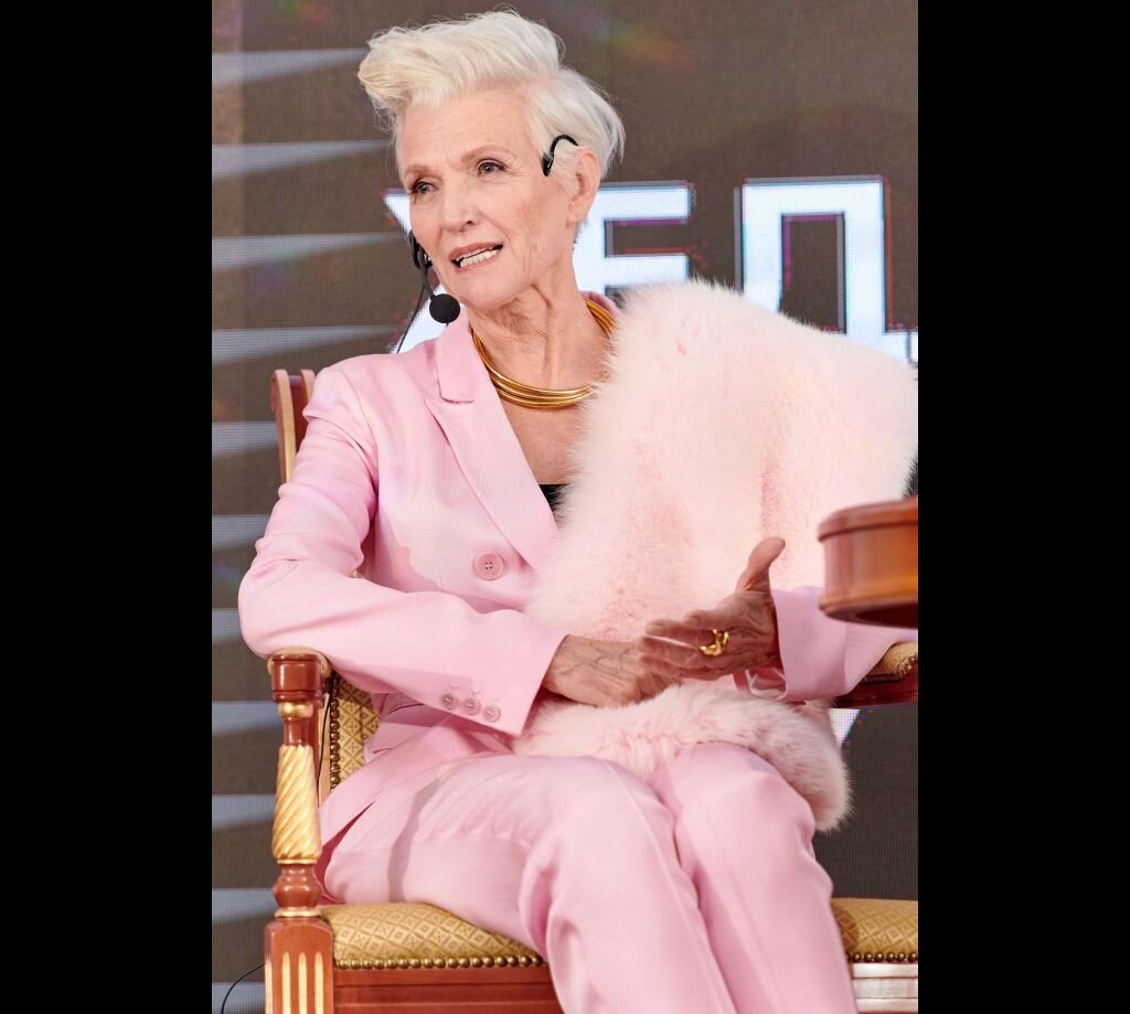 Источник фото: https://www.instagram.com/mayemusk/