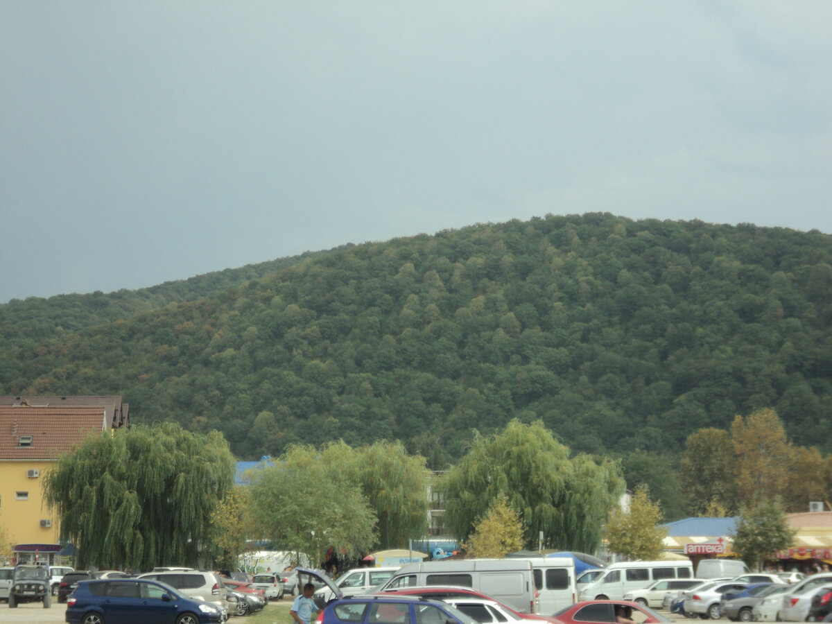   В Архипке, вид на гору Ежик